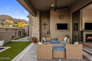 Photo #3: 6945676 Listing 