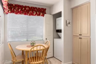 Photo #6: 6945707 Listing 