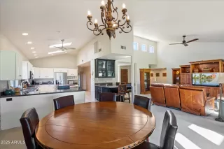 Photo #6: 6945756 Listing