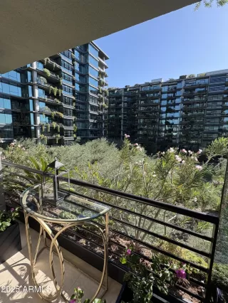 Photo #2: 6945786 Listing 