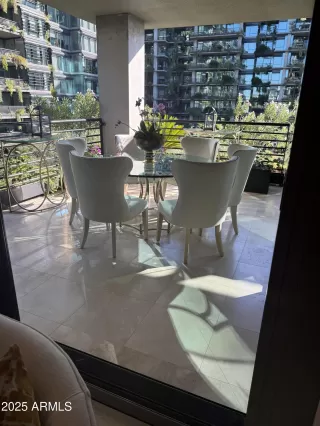 Photo #4: 6945786 Listing 