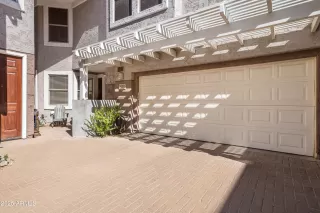 Photo #2: 6945872 Listing 