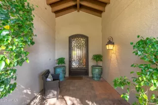 Photo #2: 6945982 Listing 