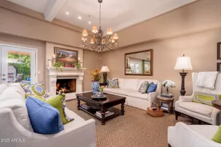 Photo #4: 6945982 Listing 