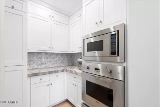 Photo #6: 6946324 Listing 