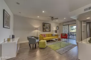 Photo #1: 6946549 Listing 