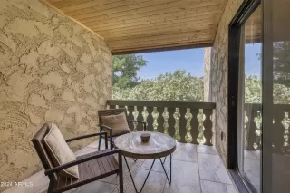 Photo #3: 6946549 Listing 