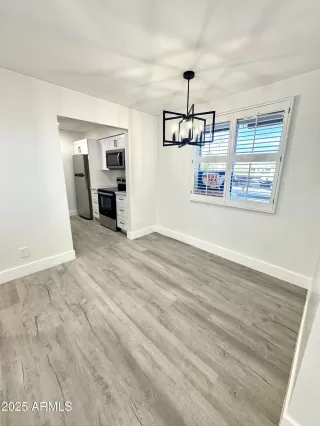 Photo #3: 6946573 Listing 