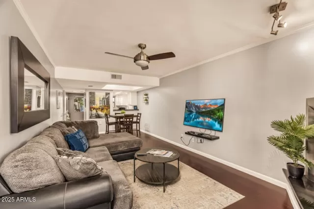 MLS: 6946588 Condo For Sale