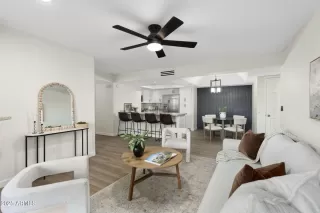 Photo #3: 6946603 Listing 