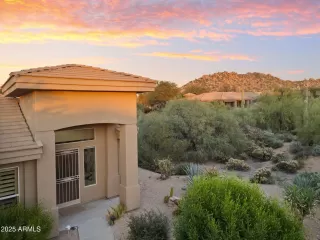 Photo #2: 6946656 Listing 