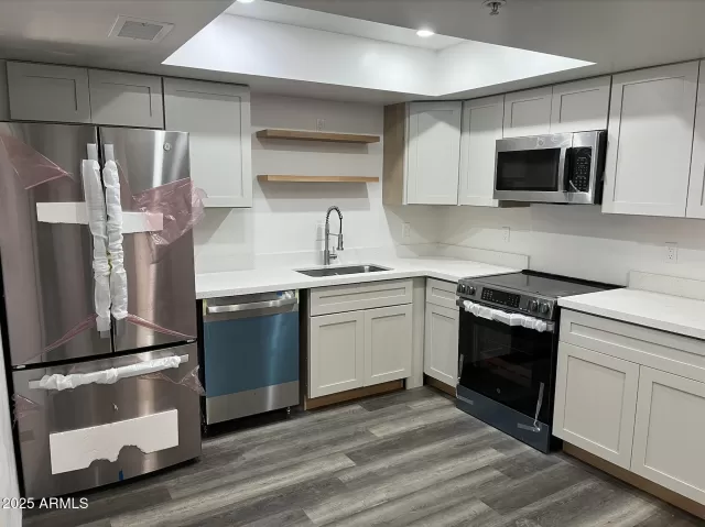 MLS: 6946856 Condo For Sale