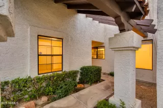 Photo #4: 6946882 Listing