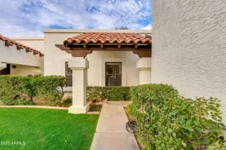 Photo #6: 6946882 Listing