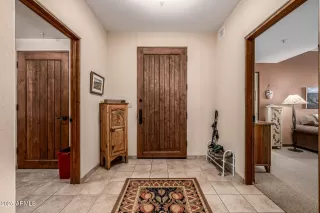 Photo #6: 6947000 Listing 