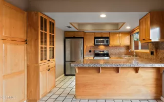 Photo #3: 6947097 Listing