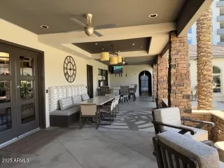 Photo #4: 6947154 Listing