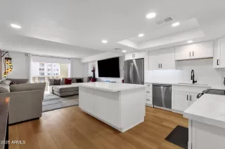 Photo #1: 6947217 Listing 