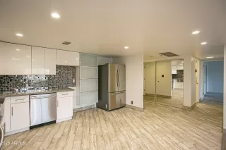 Photo #3: 6947222 Listing 