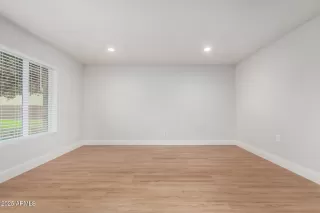 Photo #3: 6947273 Listing 