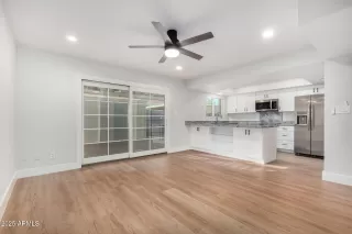 Photo #4: 6947273 Listing 