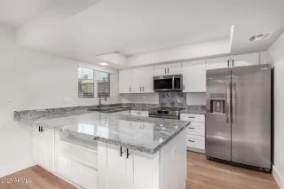 Photo #6: 6947273 Listing 