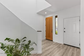 Photo #6: 6947446 Listing 