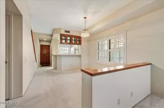 Photo #2: 6947466 Listing