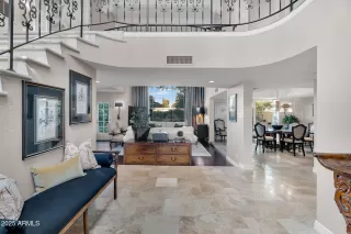 Photo #2: 6947570 Listing