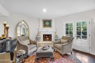 Photo #5: 6947570 Listing