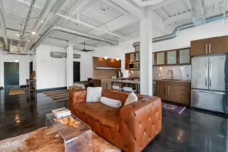 Photo #2: 6947657 Listing 