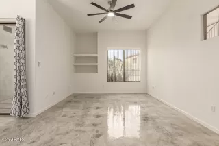 Photo #6: 6947717 Listing