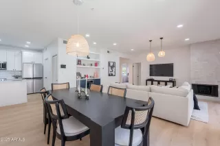 Photo #6: 6947783 Listing