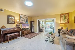 Photo #3: 6947810 Listing