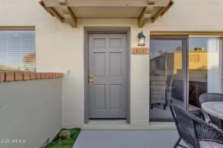 Photo #6: 6947891 Listing