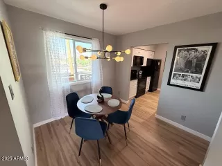 Photo #6: 6947920 Listing