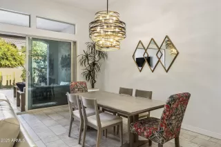 Photo #3: 6947973 Listing