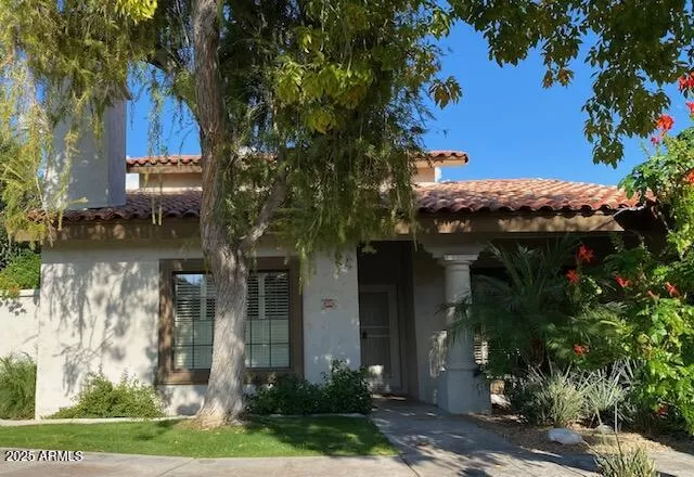 MLS: 6948161 Condo For Sale