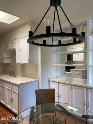 Photo #6: 6948161 Listing