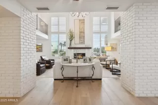 Photo #6: 6948163 Listing 