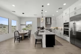 Photo #6: 6948224 Listing