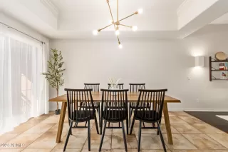 Photo #2: 6948258 Listing 