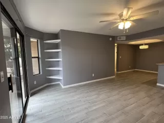 Photo #2: 6948281 Listing 