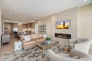 Photo #1: 6948347 Listing 