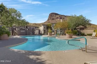 Photo #2: 6948809 Listing 