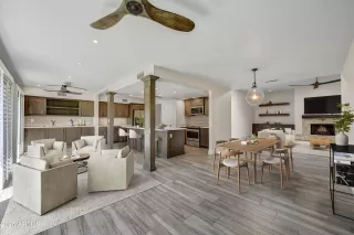 Photo #3: 6948834 Listing 