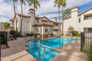 Photo #3: 6948843 Listing 