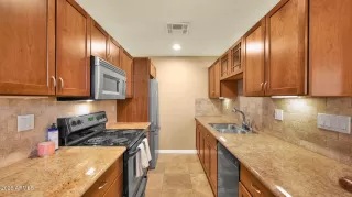 Photo #1: 6948931 Listing 