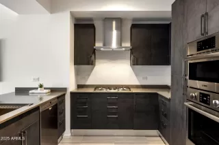 Photo #3: 6949114 Listing 