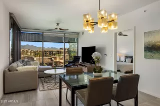 Photo #6: 6949114 Listing 